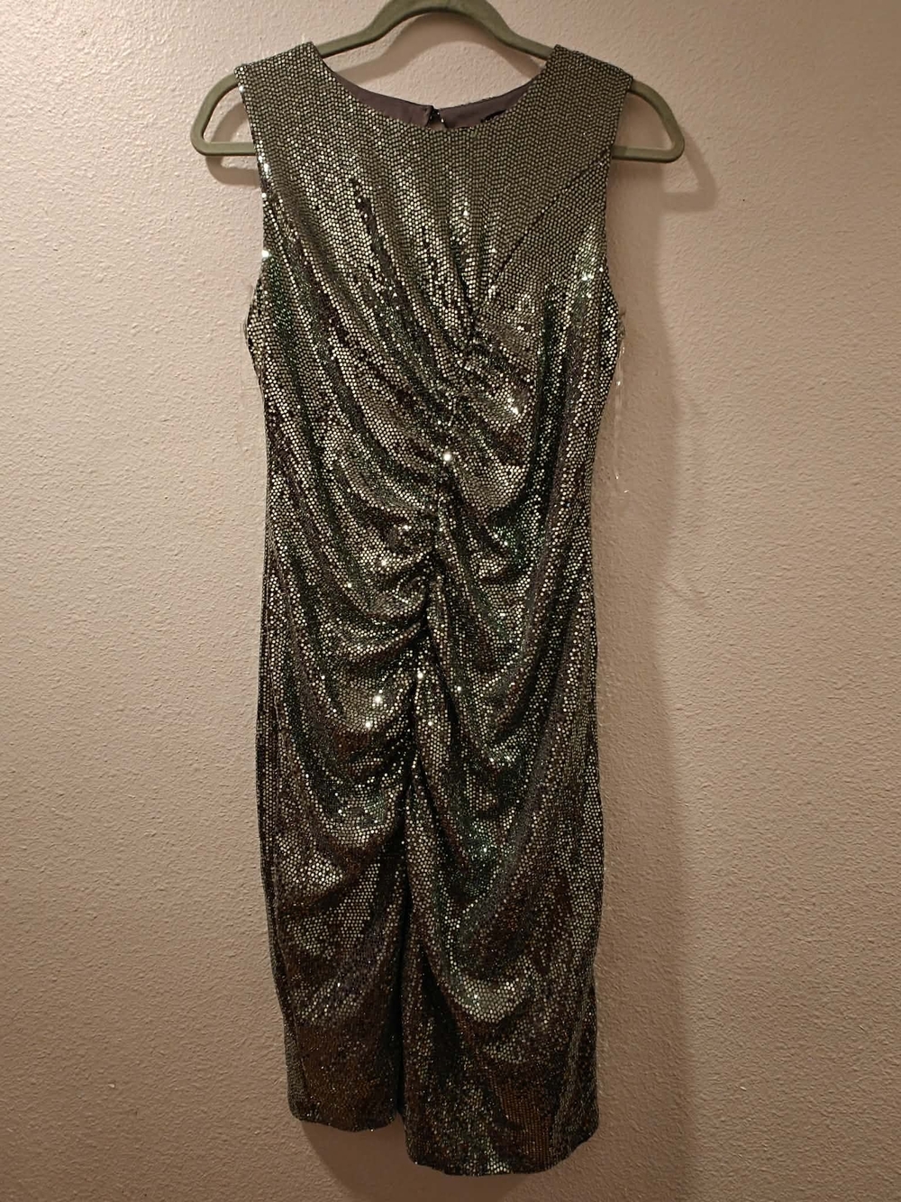 "Venus" Sequined Sleeveless Ruched Cocktail Dress - Metallic Look